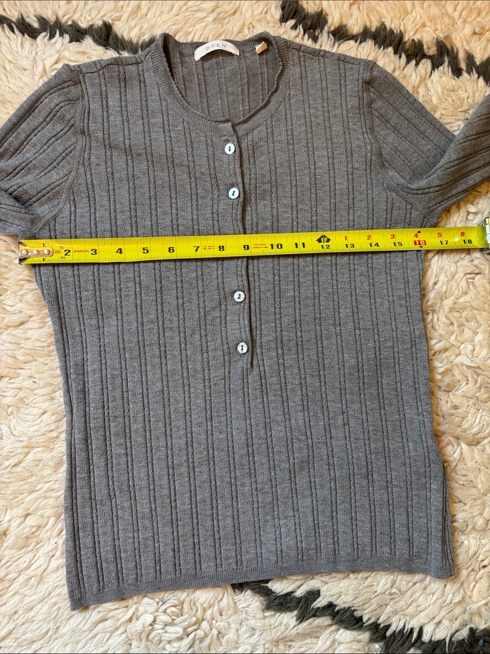 Doen Light Gray Ribbed Button-Front Top - Picture 8 of 17